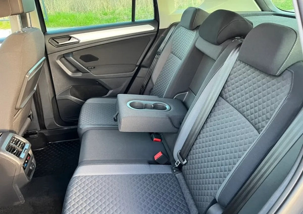 Volkswagen Tiguan cena 90900 przebieg: 98226, rok produkcji 2018 z Orzesze małe 781